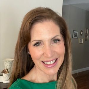 Meet your Posher, Christine